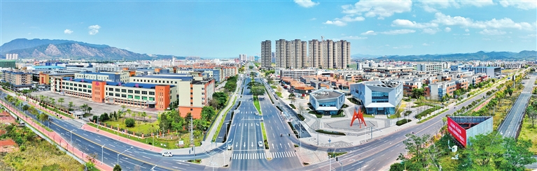 2e179da8223a5e883991d8425d5fd9b1_hyrbs0220003_001_01_s.jpg